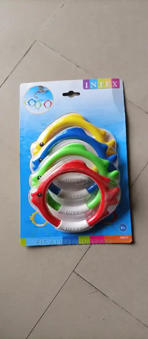 Swimming and Pick Under Water