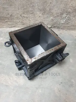 Cube Mould 150×150