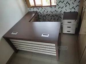Executive L-shape Office Table