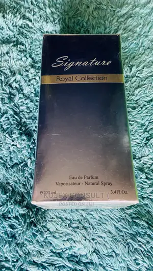 SIGNATURE Royal Collection