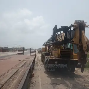 35tons Grove Motorized Crane Company Used