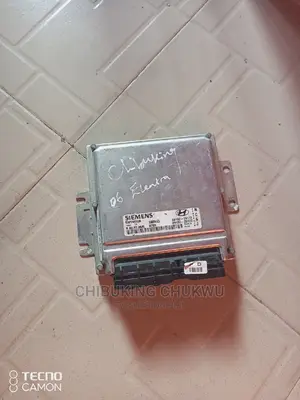 Hyundai Elantra 06 ECU Brain Box.
