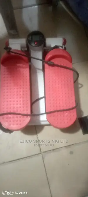 Standard Stepper With Rope Support