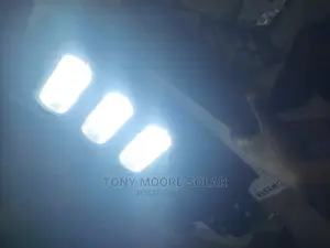 200w 6 Eyes Solar Street Light All in One 2 Years Warranty