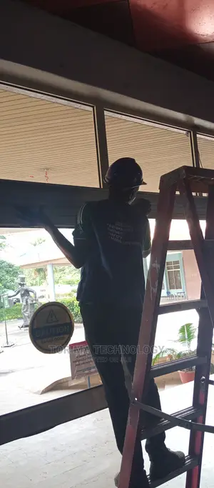 Auto Revolving Door