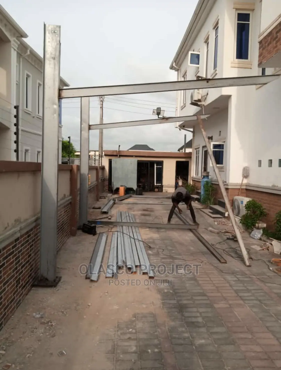 Modern Car Port