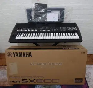 Yamaha Keyboard Piano PSR-SX600 With Power Adapter