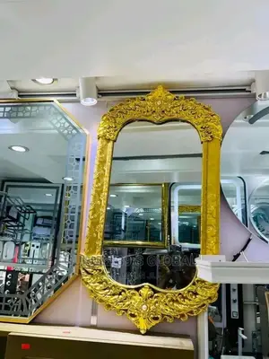 Design Mirror