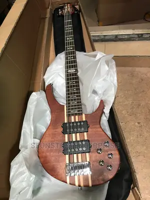 Quality Smiger Five String Active Bass Guitar