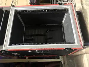 Amplifiers Rack 18u With Extended Table