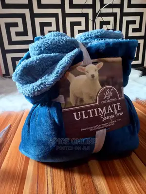 LU: Flannel Blanket- Beddings