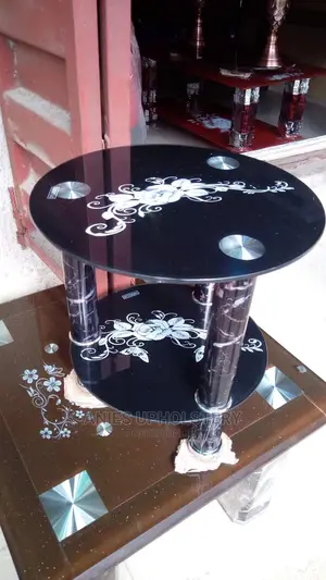 Side Stolls at Affordable Price