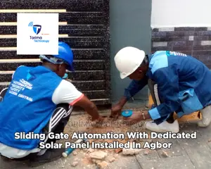 Automatic Gate With a Personalized Solar Panel