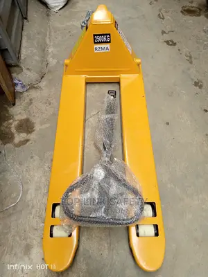 2.5 Pallet Truck 2ton.6mouth Guarante