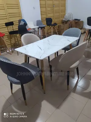 Restaurant Tables With 4 Chairs
