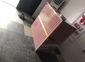 Receptionist Table for Hotels and Offices