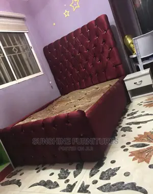 6/6 Padded Bedframe