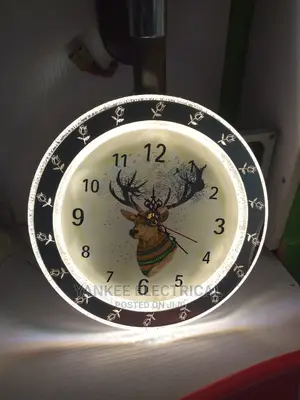 Quality Led Wall Bracket With Clock and It Show 3 Colours