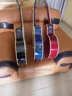Acoustic Electric Guitar With 5band Graphic Equalizers