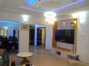 Executive Furnished 2 Bedroom Apartment in Oluyole Extension