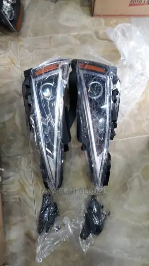 Headlamp Hyundai Elantra 2019