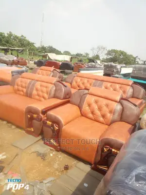 Quality 7 Seater Living Room Leather Sofa Chair.