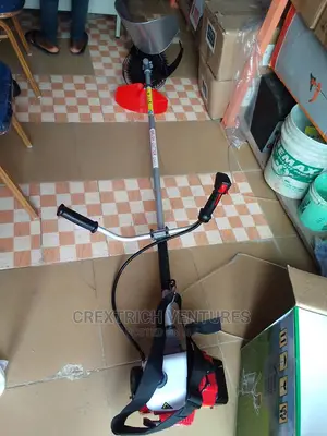 Rice Harvester Machine