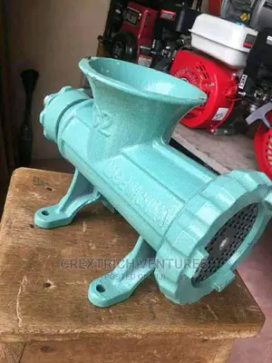 Manually/Motorized Feeds Pelletizer Machine.