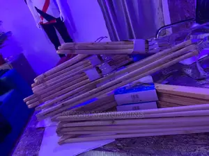 High Quality Wooden Clothes Hangers