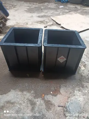 Plastic Cube Mould