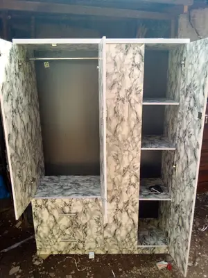 Wardrobe - Size 4 Ft Wide 6 Ft Height