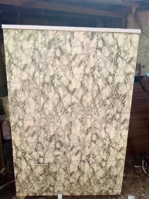Wardrobe - Size 4 Ft Wide 6 Ft Height 