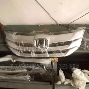 Front Grille Crosstour 2014 Model Asia Type