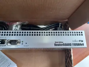 MIKROTIK:Rb1100dx4 Dude Edition With Routeros L6, Indoor