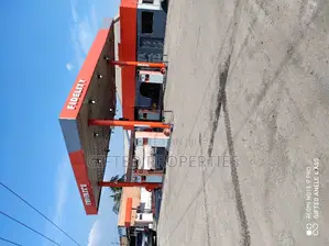 A Functional Filling Station With 6pumps in Ph