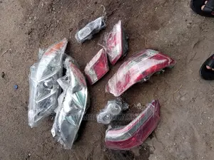 Head Lamp and Back Light Camry 2007