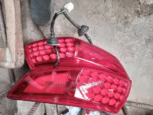 Nissan Infinity FX 35 Rear Lights
