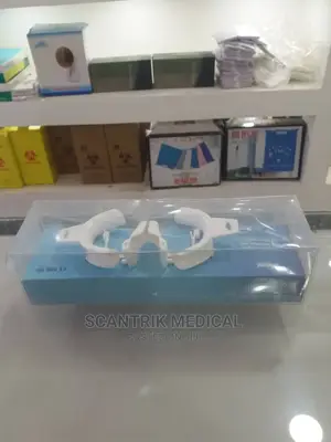 Cheek Expandable Mouth Opener