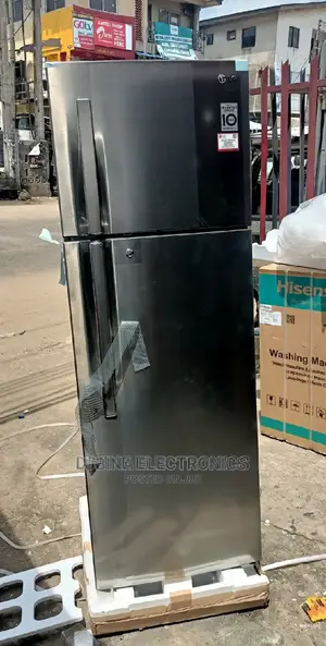 Brand New LG INVERTER(REF322WR)308litter Fridge/Ice Maker