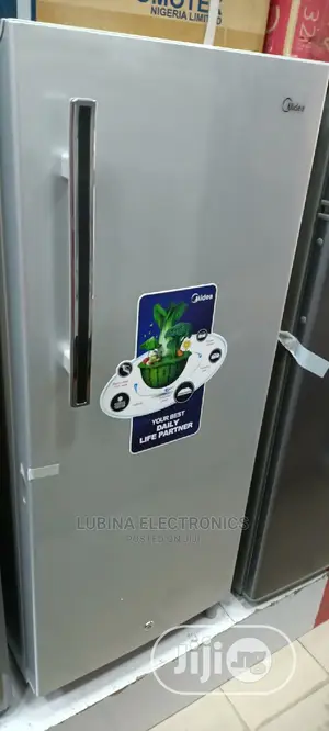 Brand New MIDDEA Single Door Refrigerator/200l/External