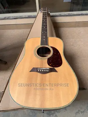 Quality Dame Acoustic Guitar