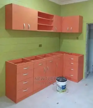 Quality HDF Wooden Kitchen Cabinets.