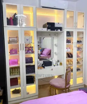 Well Partitioned Wooden Full Wall Makeup Shelf.