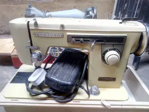 Brother Multiple-Stitch Sewing Machine (Tokunbo)