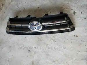 Front Grille Highlander 2017-2019 Direct (Shiny Type)