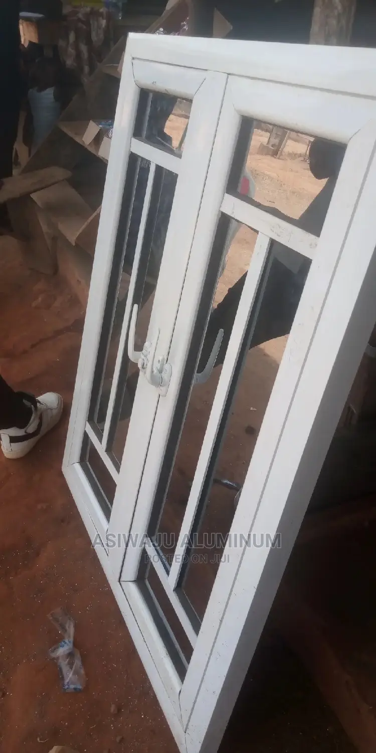 : Aluminum Casement Window