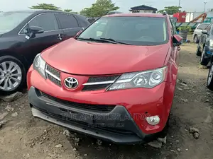 Toyota RAV4 LE 4dr SUV (2.5L 4cyl 6A) 2015 Red