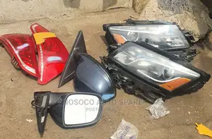Set Of Front And Back Head Light Audi Q5 2010