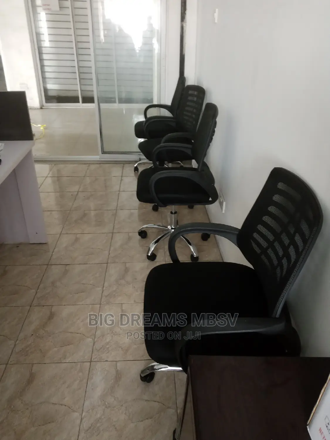 V Net Chair