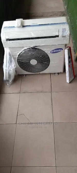 2 Months Old Seminew 1HP SAMSUNG Low Voltage Air Conditioner